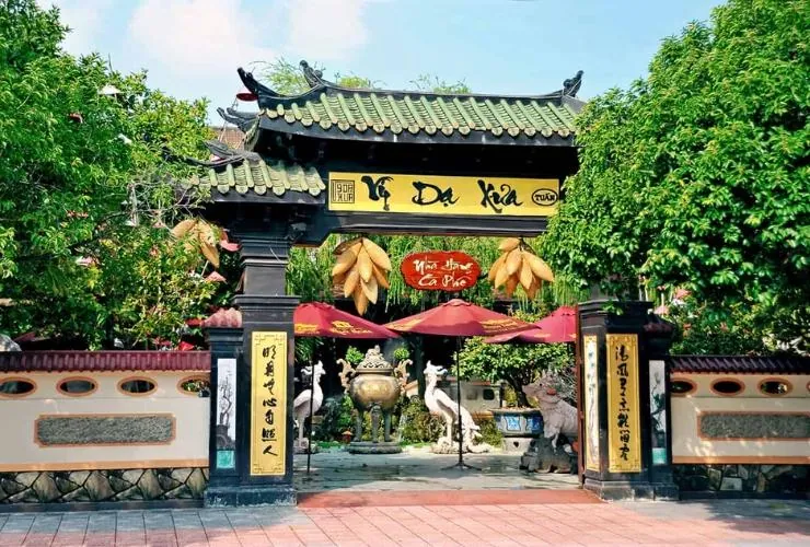 Where to Eat in Hue? Best Restaurants in Hue Vietnam