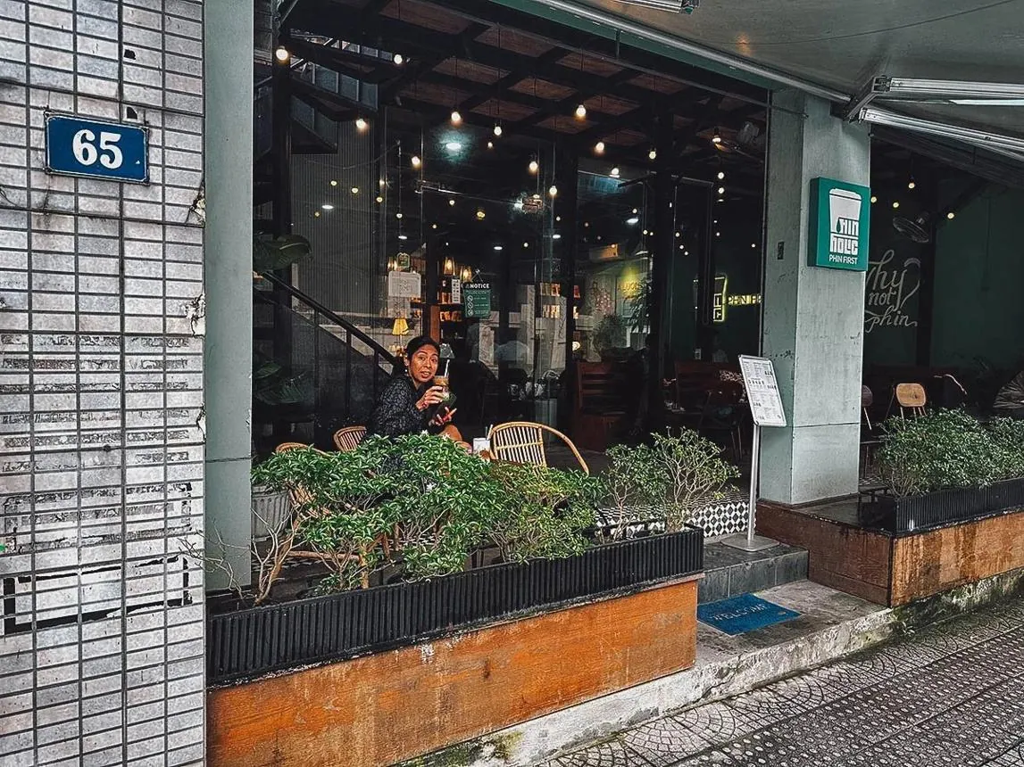10 Hue Cafes You’ll Want to Fly For | Will Fly for Food